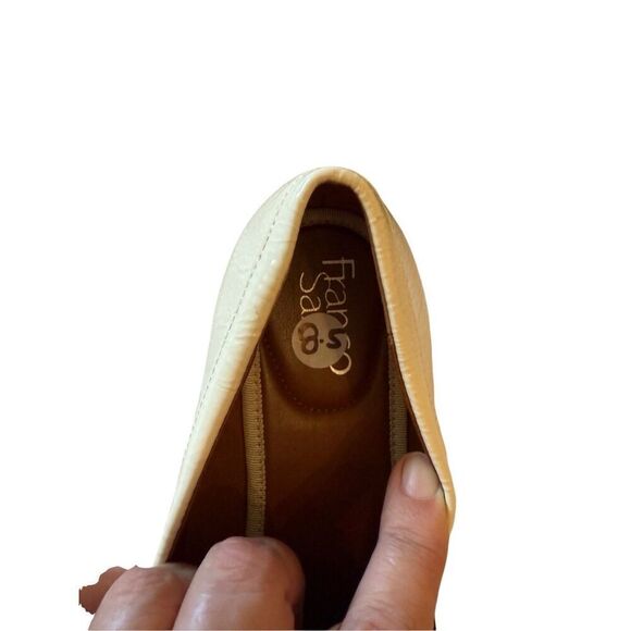 Franco Sarto Womens Beige Leather Round Toe Slip On Loafers Shoes Size 8.5 - Picture 5 of 14